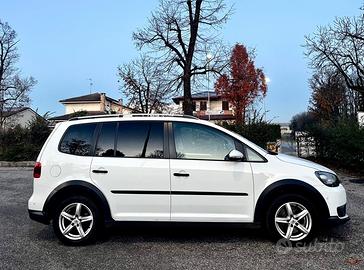 Volkswagen Touran 2.0 TDI 140 CV Highline