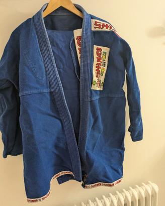 Kimono per jiu jitsu