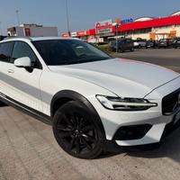 Volvo V60 Cross Country - 2.0 DIESEL - 2020