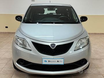 Ypsilon 1.2 69 CV 5 porte S&S Gold AZIENDALE
