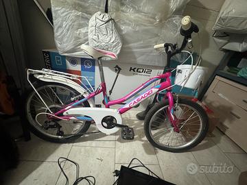 Bicicletta per bambina rosa