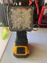 LAMPADA DA  LAVORO LED 48W PER BATTERIA DEWALT