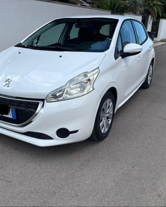 Peugeot  208 1.4 HDI 5 Porte