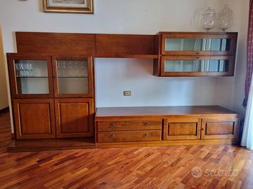 MOBILE SALA CON VETRINE IN ARTE POVERA