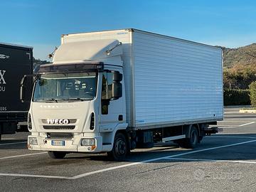 Iveco eurocargo 75e18