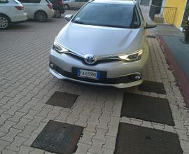 Toyota Auris TS 1.8 Hybrid 2015