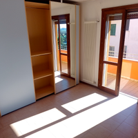 Appartamento con triplo garage e posto auto