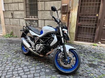 Suzuki SFV Gladius 650
