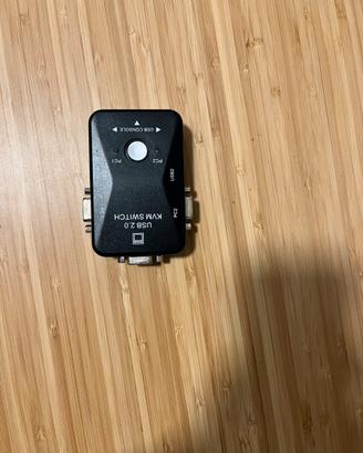 Switch KVM USB 2.0 – 2 PC 1