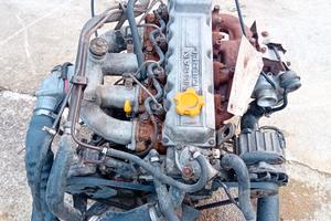 Motore nissan tipo bd30 pompa meccanica