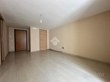 2 LOCALI A CERIGNOLA