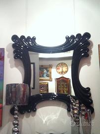 Specchio sagomato a Farfalla con cornice in legno