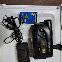 Videocamera Panasonic R11