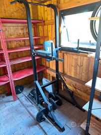 Stazione multifunzione per allenamento completo