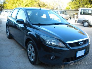 Ford Focus 1.6 (115CV) 5p. Bz.- GPL Titanium