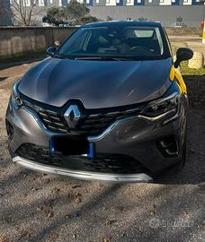 Renault Captur Full Hybrid intense