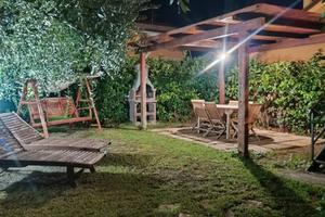 Appartamento c/Giardino arredato indip.150mt mare