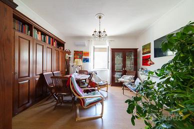 4 LOCALI A VITORCHIANO