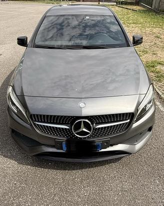 Classe A 180 Premium Amg black night