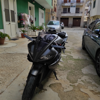 Yamaha yzf r125 2009