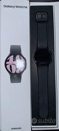Samsung Galaxy Watch6 40mm in garazia