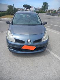 Renault Clio 2006