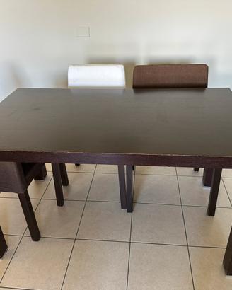 Tavolo in legno 140x80 allungabile con 5 sedie