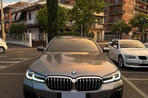 BMW 520d Touring M Sport xDrive Mild-Hybrid 48V