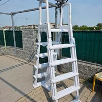 scaletta per piscina 