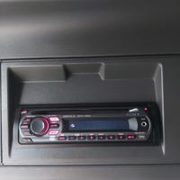 stereo per auto e CD nuovissimi