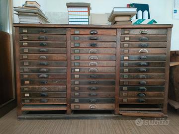 antica cassettiera da tipografia 