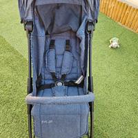 Passeggino leggero Mast Swiss