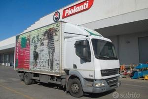 B066-Autocarro Daf LF 45 furgonato