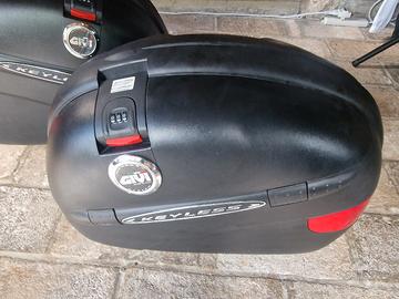 Coppia Valigie Laterali GIVI E41 Monokey Keyless  
