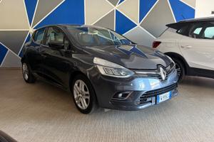 Renault Clio TCe 12V 90 CV Moschino Intens