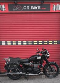 TRIUMPH Bonneville T100 .