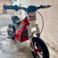 Mini moto Oset trial elettrica