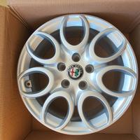 Cerchi Nuovi 16 originali Alfa romeo Giulietta 159
