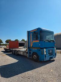 Renault Magnum 