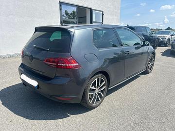 Volkswagen  Golf 7  GTD 2000, 184 cv