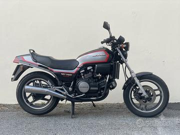 HONDA VF750 Sport ASI