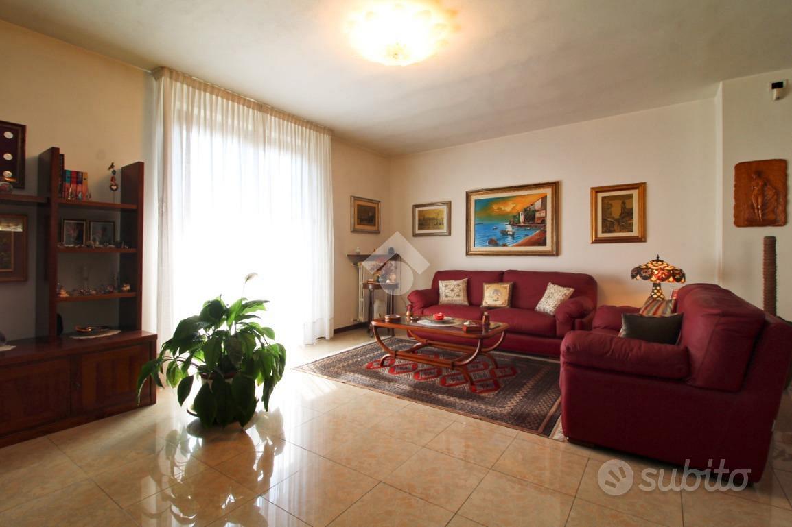 House in Sommo, Pavia - Vista 5