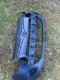 Paraurti anteriore Renault Twingo III