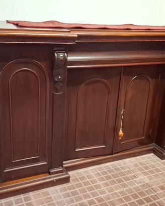 Antica Credenza Servante dell'800 a 4 ante - Stile