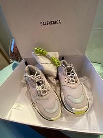 SNEAKERS BALENCIAGA TRIPLE S