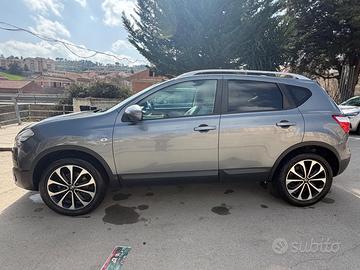 Nissan quashqai