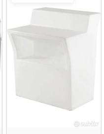 bancone bar luminoso di Slide