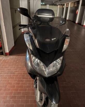 Maxiscooter yamaha Majesty 400