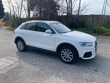 AUDI Q3  2000 TDI  120cv