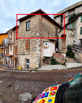 2 LOCALI A FIUGGI